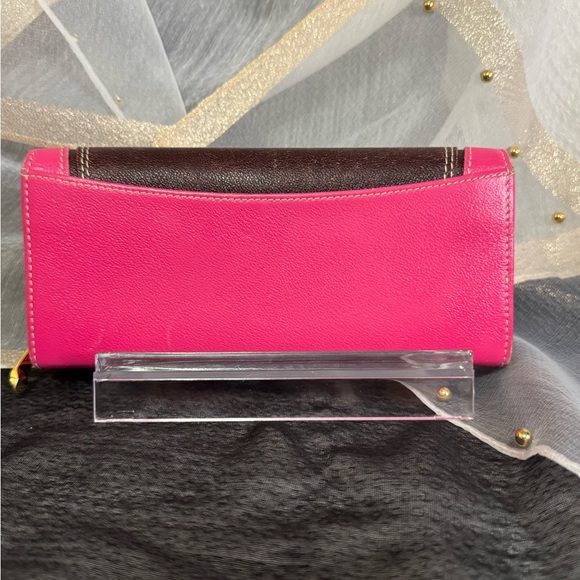 Samantha Thavasa Pink and Brown Wallet with Gold Accents - Picture 2 of 10